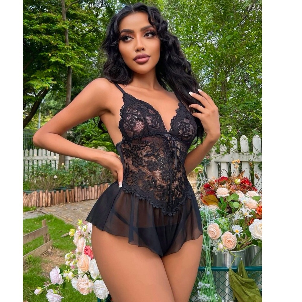 Contrast Lace Tie Front Ruffle Trim Teddy Bodysuit 🫦